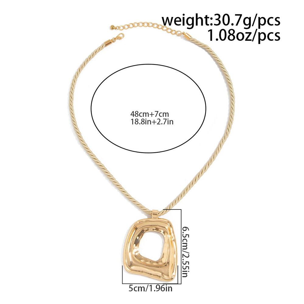Chic Irregular Square Statement Gold Necklace - Rope Chain - Picture 8 of 8